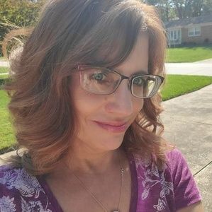 Meet your Posher, Caren